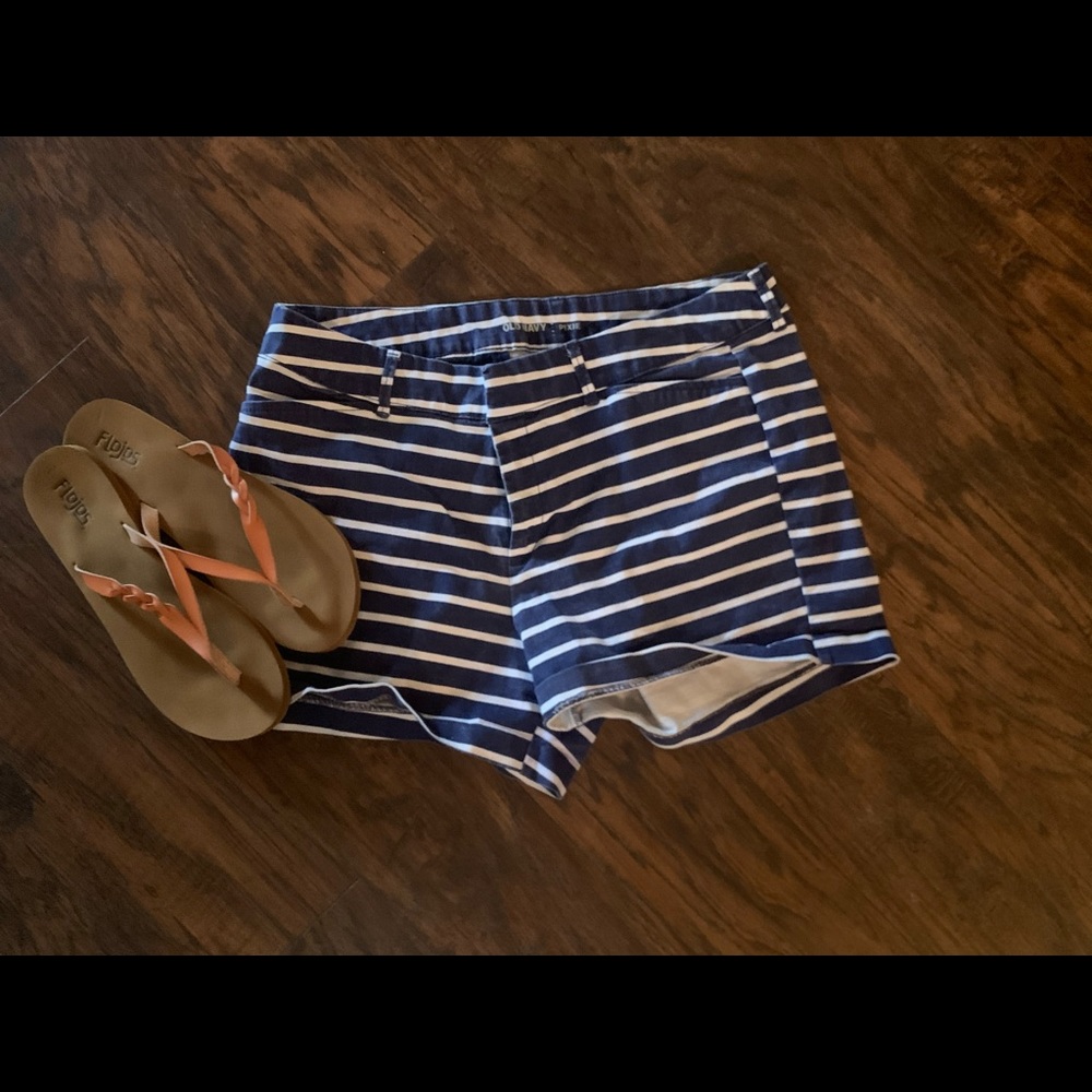 Old Navy striped pixie 3.5” shorts size 10